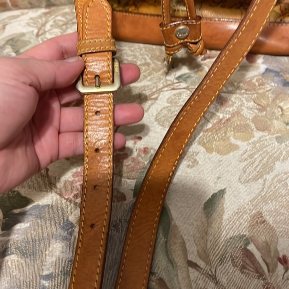 Authentic Alviero Martini World Map Bucket Bag - Picture 12 of 16